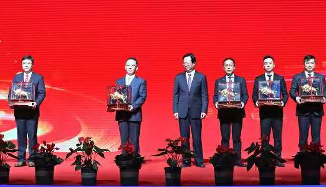 ����ʵ�� �ٴ��Ѽ�  �����������ǲ��ɷ��綫����ϲ��������ţ�������񽱡�